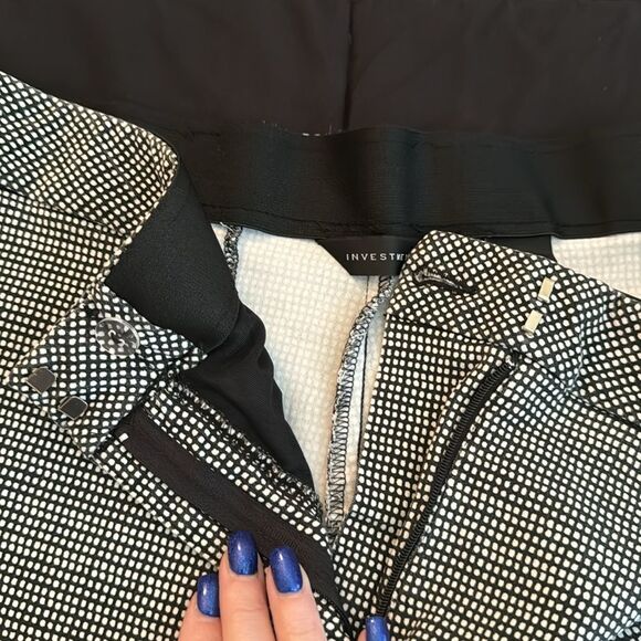 Investments Ladies Pants. Size 16S. Super stretchy and soft material. - Picture 5 of 9